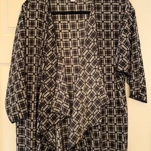 Black/White Open Kimono